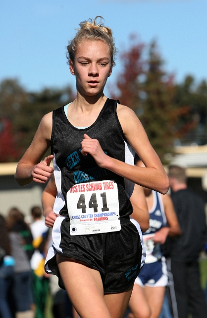 NCS XC D1 Girls-068.JPG - 2009 North Coast Section Cross Country Championships, Hayward High School, Hayward, California